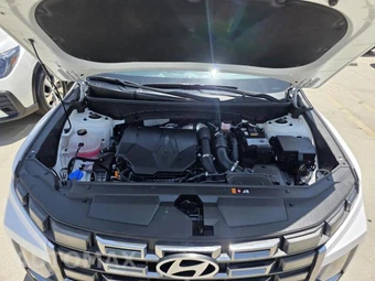 2025 Hyundai Santa Cruz Limited Crew Cab Short Bed - miniatura 9