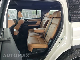 2025 Hyundai Santa Fe Limited - miniatura 13