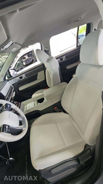 2025 Hyundai Santa Fe SE - miniatura 19