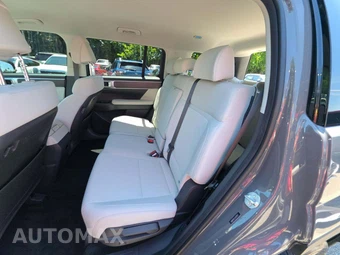 2025 Hyundai Santa Fe SE - miniatura 7