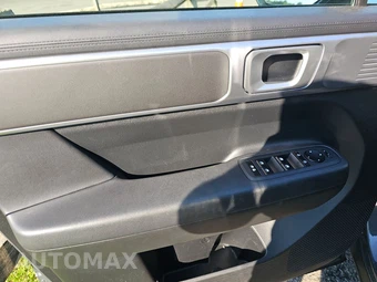 2025 Hyundai Santa Fe SE - miniatura 9