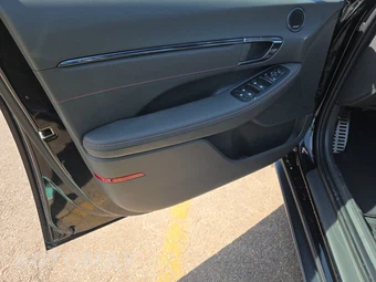 2025 Hyundai Sonata N Line - miniatura 9