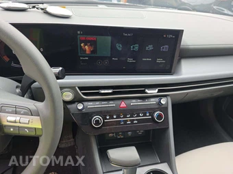 2025 Hyundai Sonata SE - miniatura 10