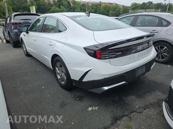 2025 Hyundai Sonata SE - miniatura 2