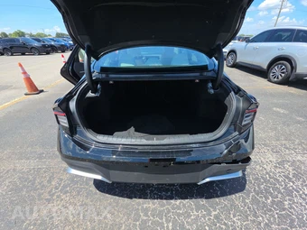 2025 Hyundai Sonata SE - miniatura 16