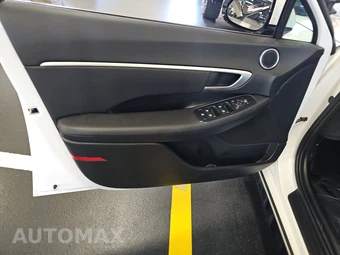 2025 Hyundai Sonata SEL Convenience - miniatura 9