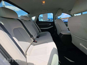 2025 Hyundai Sonata SEL - miniatura 16