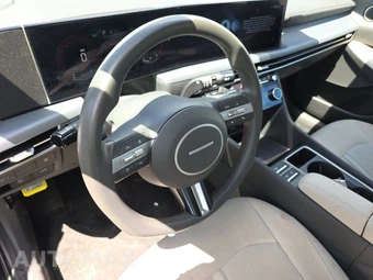 2025 Hyundai Sonata SEL - miniatura 10