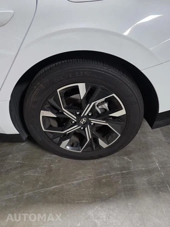 2025 Hyundai Sonata SEL - miniatura 11