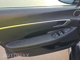 2025 Hyundai Sonata SEL - miniatura 9