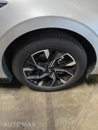 2025 Hyundai Sonata SEL - miniatura 15