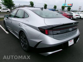 2025 Hyundai Sonata SEL - miniatura 9