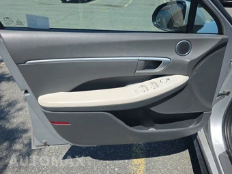 2025 Hyundai Sonata SEL – miniatura 9