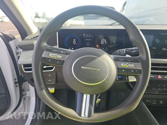2025 Hyundai Sonata SEL – miniatura 10