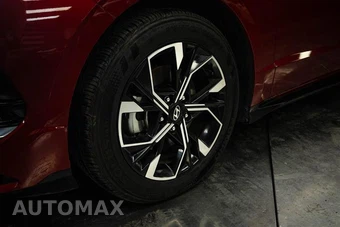 2025 Hyundai Sonata SEL - miniatura 3