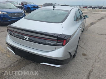 2025 Hyundai Sonata SEL - miniatura 4