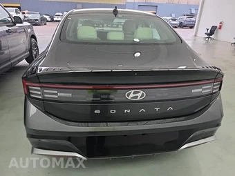 2025 Hyundai Sonata SEL - miniatura 5