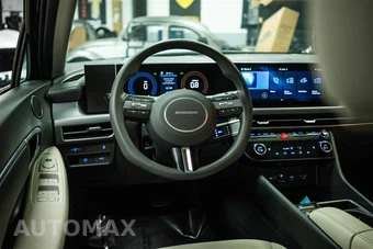 2025 Hyundai Sonata SEL - miniatura 16