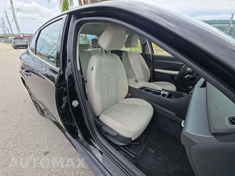 2025 Hyundai Sonata SEL - miniatura 15