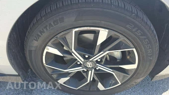 2025 Hyundai Sonata SEL - miniatura 24