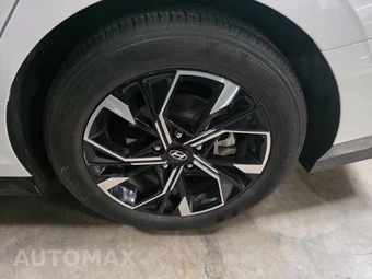 2025 Hyundai Sonata SEL - miniatura 11