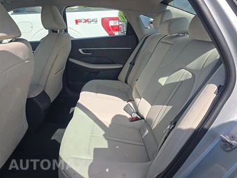 2025 Hyundai Sonata SEL - miniatura 13