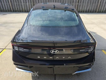 2025 Hyundai Sonata SEL – miniatura 5