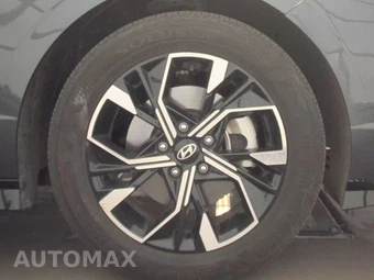 2025 Hyundai Sonata SEL - miniatura 10