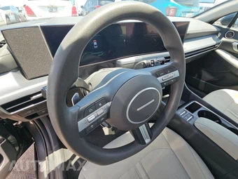 2025 Hyundai Sonata SEL - miniatura 16