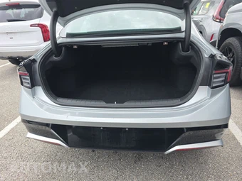 2025 Hyundai Sonata SEL - miniatura 16
