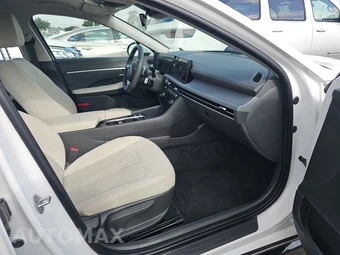 2025 Hyundai Sonata SEL - miniatura 8
