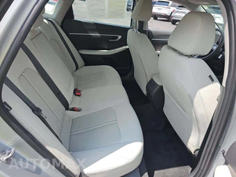 2025 Hyundai Sonata SEL - miniatura 16