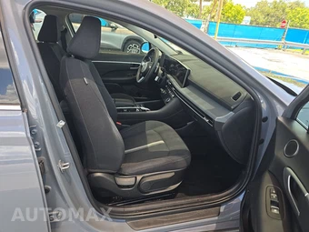 2025 Hyundai Sonata SEL - miniatura 8