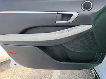 2025 Hyundai Sonata SEL - miniatura 15