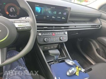 2025 Hyundai Tucson SE - miniatura 7