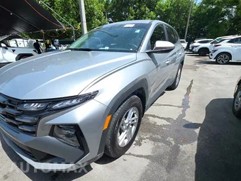 2025 Hyundai Tucson SE