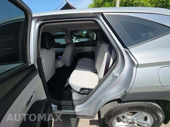 2025 Hyundai Tucson SE - miniatura 10