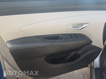 2025 Hyundai Tucson SE - miniatura 9