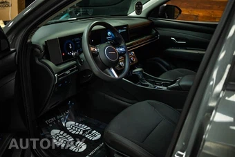 2025 Hyundai Tucson SE - miniatura 8