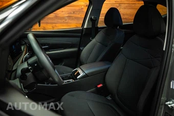 2025 Hyundai Tucson SE - miniatura 9
