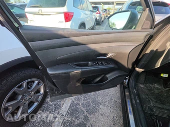 2025 Hyundai Tucson SEL - miniatura 15