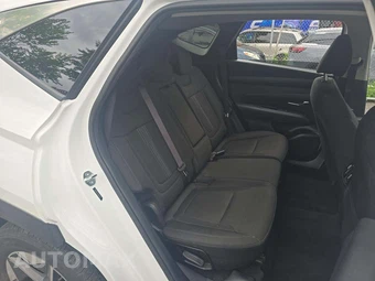 2025 Hyundai Tucson SEL - miniatura 16