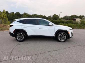 2025 Hyundai Tucson SEL - miniatura 4