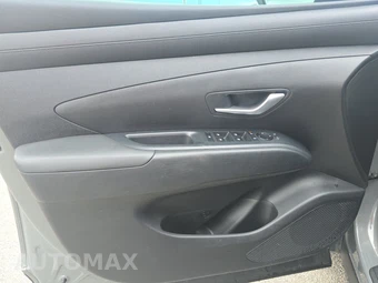 2025 Hyundai Tucson XRT - miniatura 9