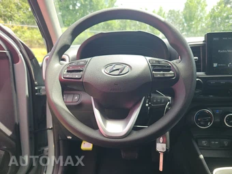 2025 Hyundai Venue SE - miniatura 10