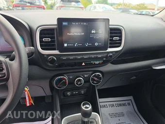 2025 Hyundai Venue SE - miniatura 10
