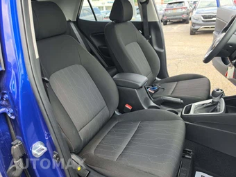 2025 Hyundai Venue SE - miniatura 17
