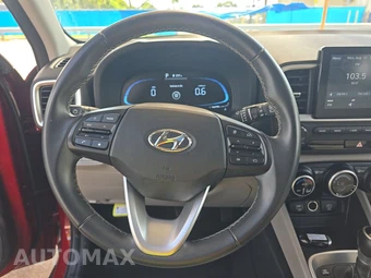 2025 Hyundai Venue SEL - miniatura 10
