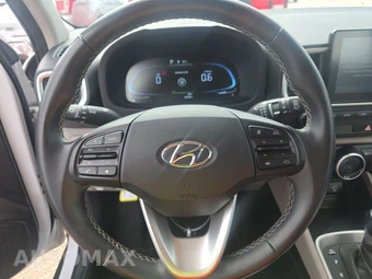 2025 Hyundai Venue SEL - miniatura 10