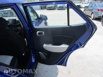 2025 Hyundai Venue SEL - miniatura 11